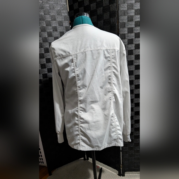 White Button-Up Jacket - Picture 2 of 3